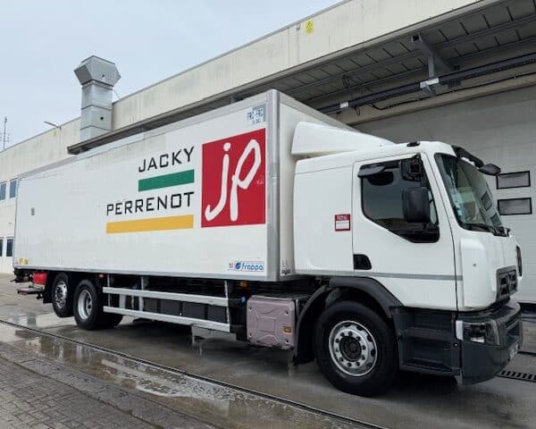 RENAULT SERIE D - WIDE 26 - 380 E6 ANNO 2017 FRIGORIFERO