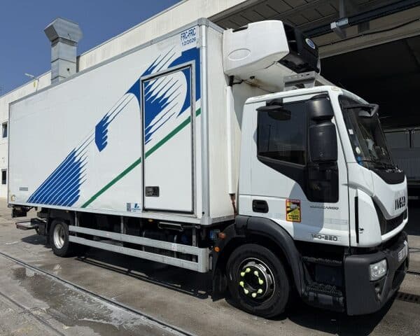 IVECO EUROCARGO 140 E 22 P E6 FRIGORIFERO 2017