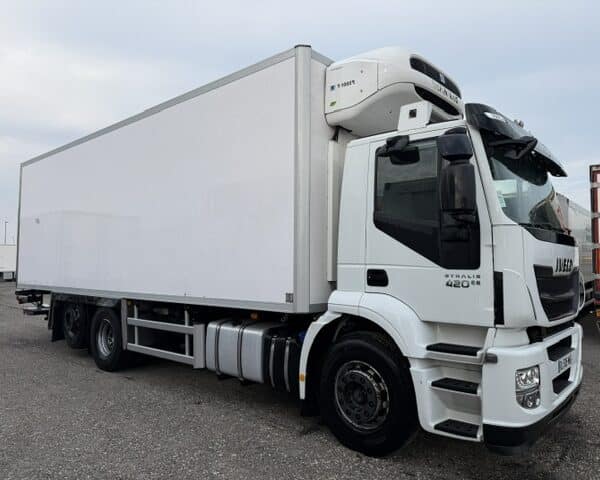 IVECO STRALIS 260 AD 420 YPS E6 FRIGORIFERO ANNO 2017